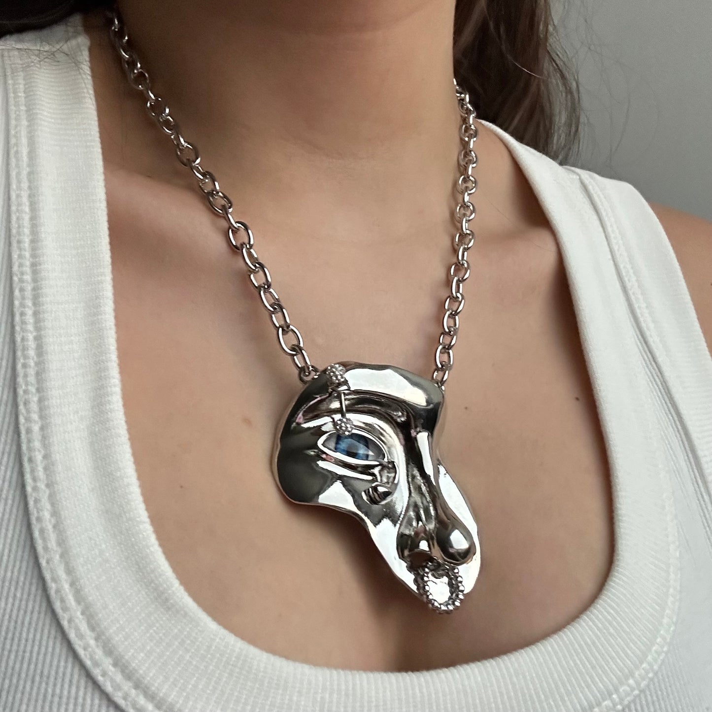 Face necklace